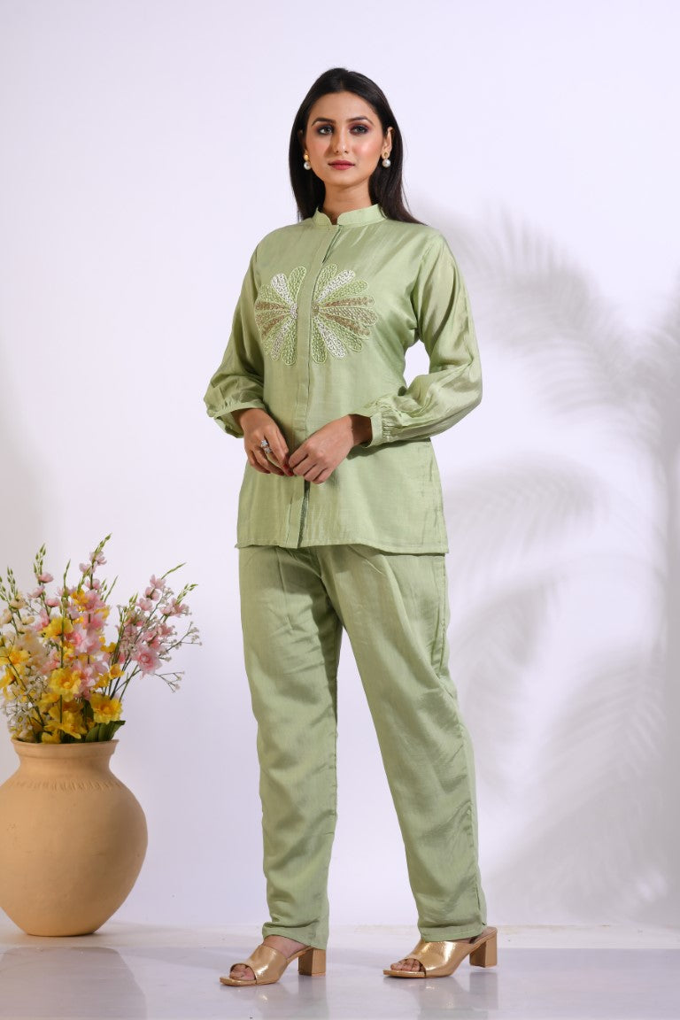Morchari Co Ord Set With Hand Embroidery - Green - Swadesiicart