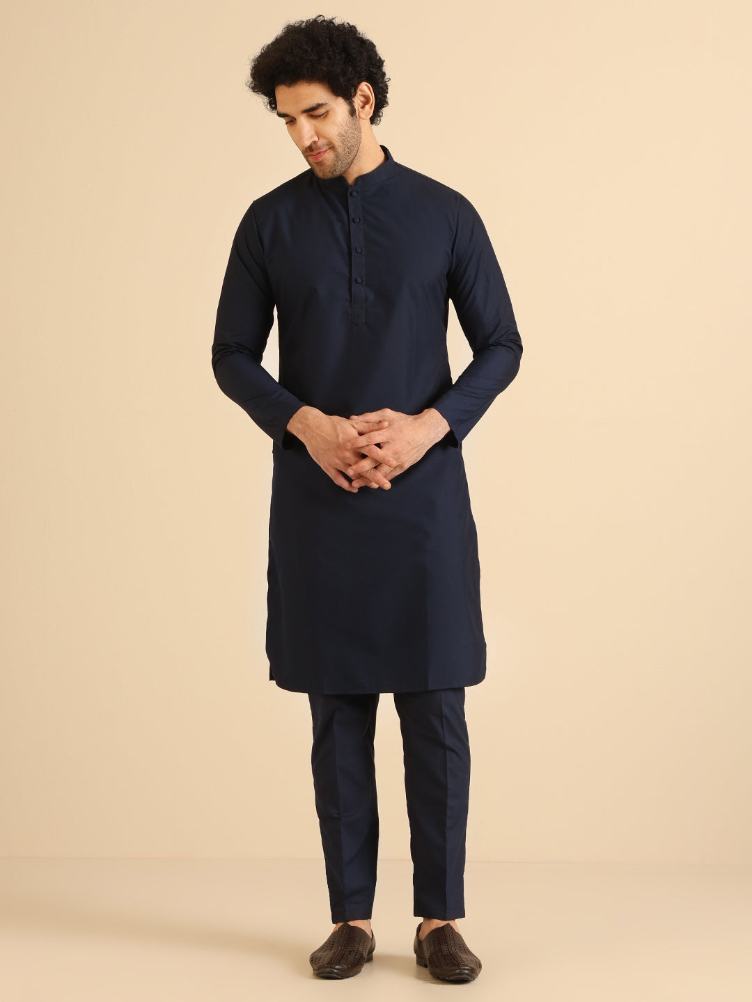 Kisah Men Navy Blue Textured Open Kurta Indowestern Trouser Set | Swadesiicart