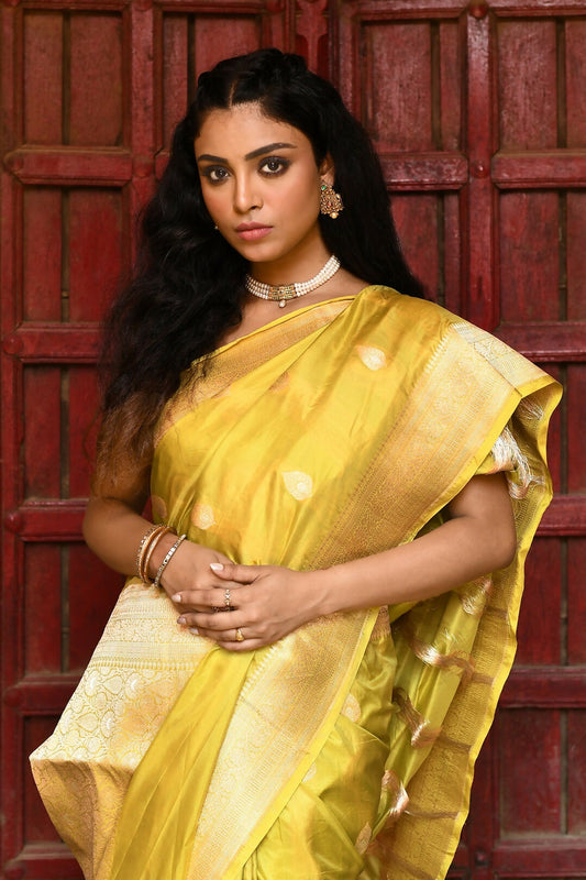 Joban Fashion Yellow Pure Katan Pure Handloom Banarasi Silk Saree | Swadesiicart