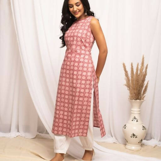 FIORRA Women's Floral Printed Pink Cotton Straight Kurta - Swadesiicart
