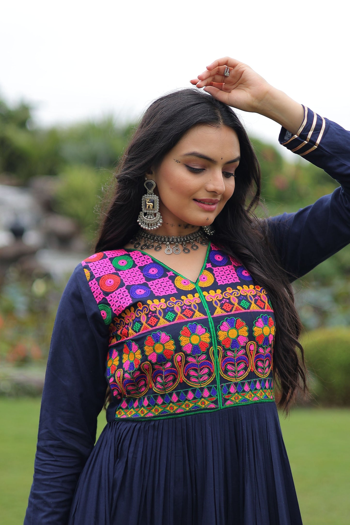 Lorenvalley Fashion Navyblue Rayon Kutchi Gamthi Embroidered & Mirror hand Work Gown | Swadesiicart