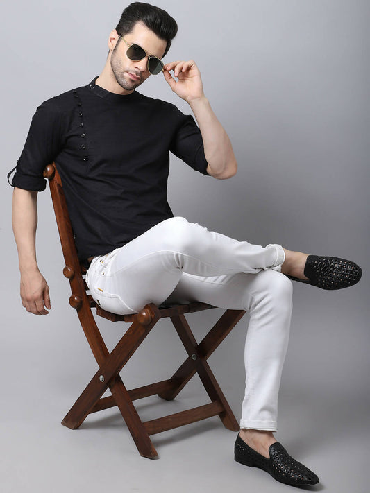 Even Apparels Black Pure Cotton Men's Kurta With Side Placket | Swadesiicart