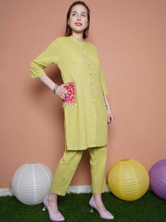 Women Republic Green Cotton Kurta Set With Embroidered Pockets | Swadesiicart