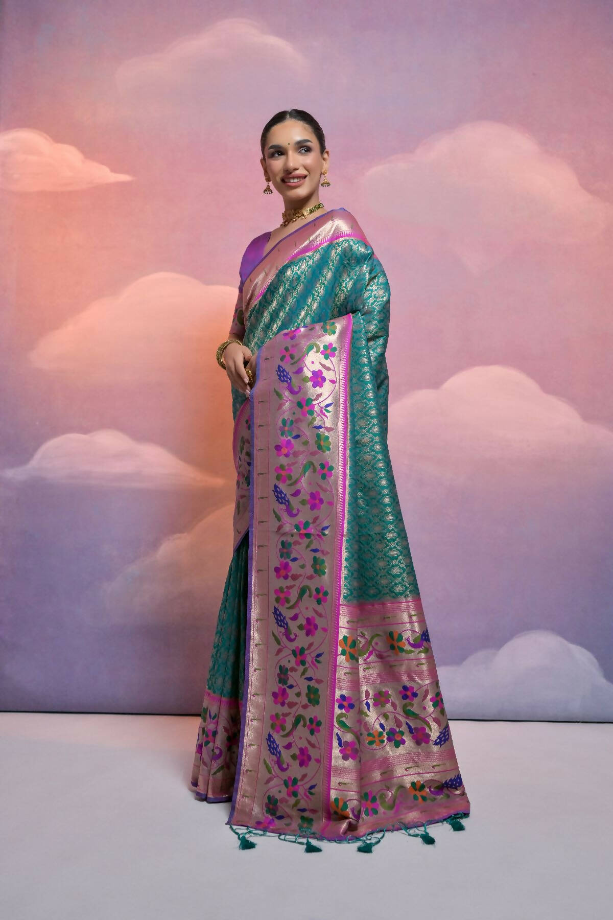 Vishnu Weaves Women's Rama Paithani Silk Zari Woven Saree with Blouse - Swadesiicart
