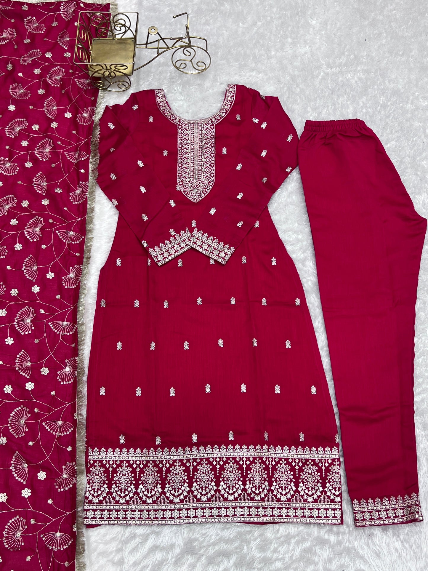Lorenvalley Magenta Rangoli Silk Embroidery Sequence and Jari Work Kurta Trousers with Dupatta Set | Swadesiicart