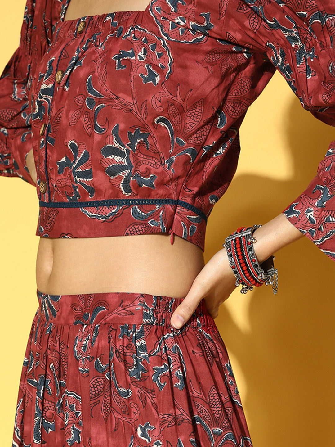Yufta Green & Beige Co-Ords - Swadesiicart