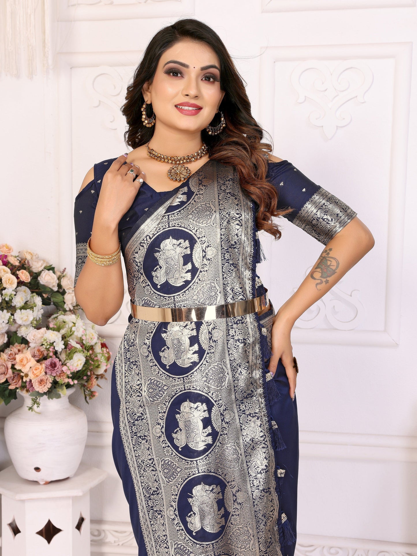 Vedant Vastram Soft Litchi Silk Banarasi Silk Saree - Navy | Swadesiicart