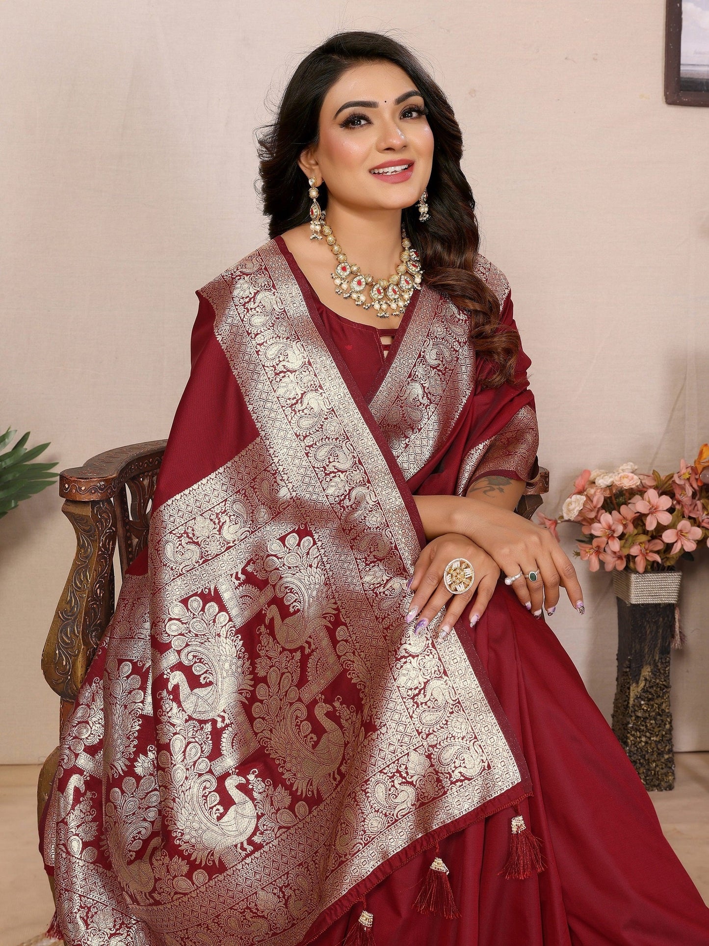 Vedant Vastram Soft Litchi Silk Banarasi Silk Saree - Maroon | Swadesiicart