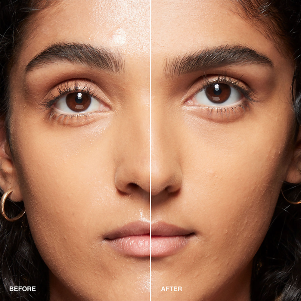 Bobbi Brown Sheer Finish Pressed Powder - Soft Sand | Swadesiicart