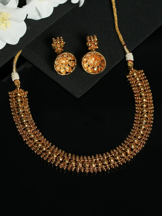 Priyaasi Women Traditional Gold-Polished Jewellery Set - Noz2Toz
