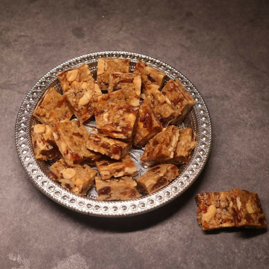 Pothgaal Sweets Oats Bellam Chikki | Swadesiicart