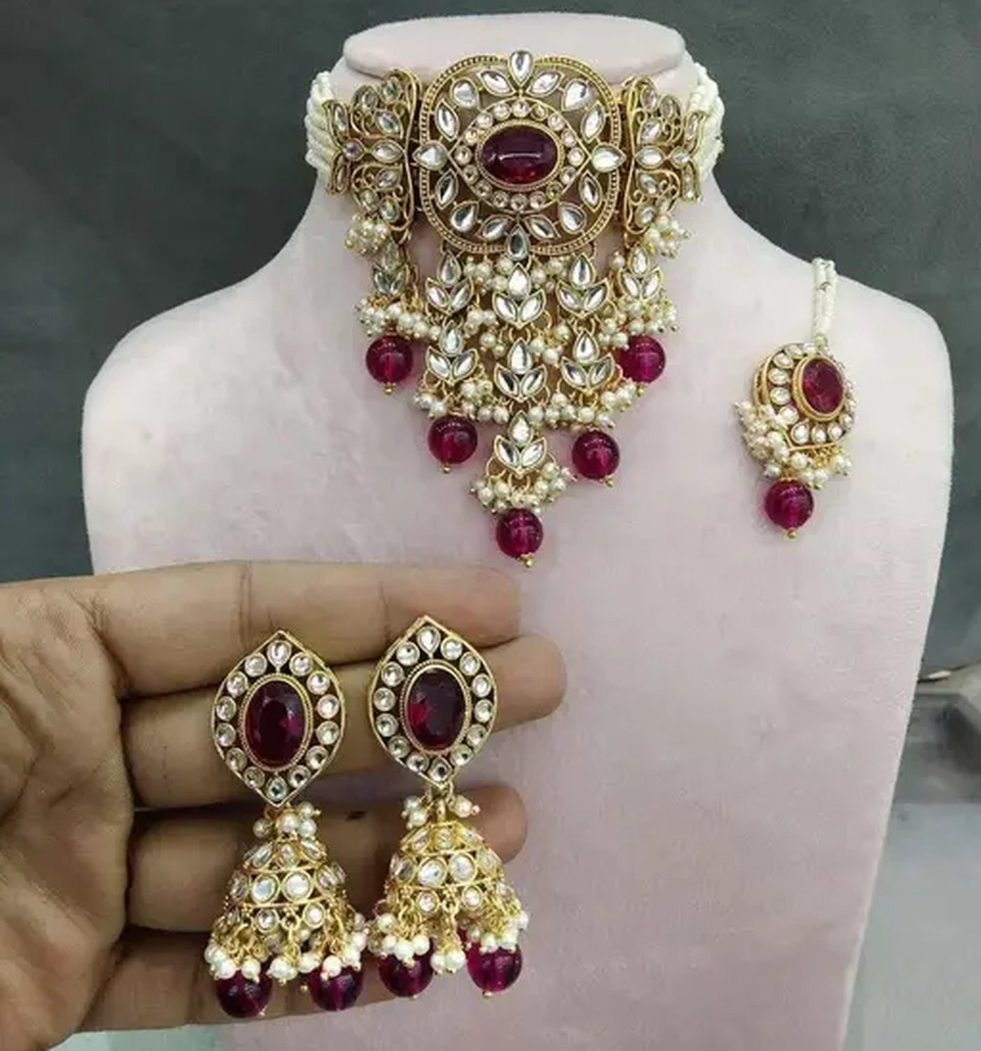 Jewel City Kundan Pearl Bridal Choker Set Traditional Gold-Plated Indian Jewelry Handcrafted Necklace, Earrings & Maang Tikka | Swadesiicart