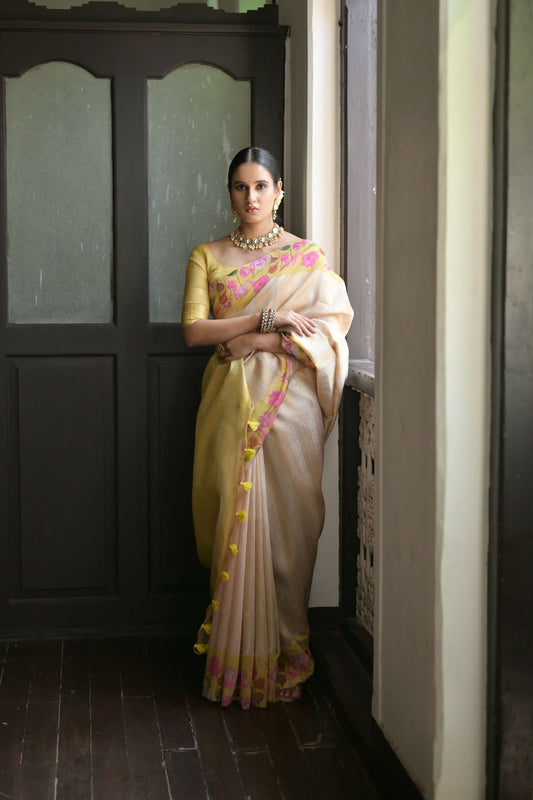 Vishnu Weaves Women's Yellow Banarasi Silk Saree with Blouse - Swadesiicart