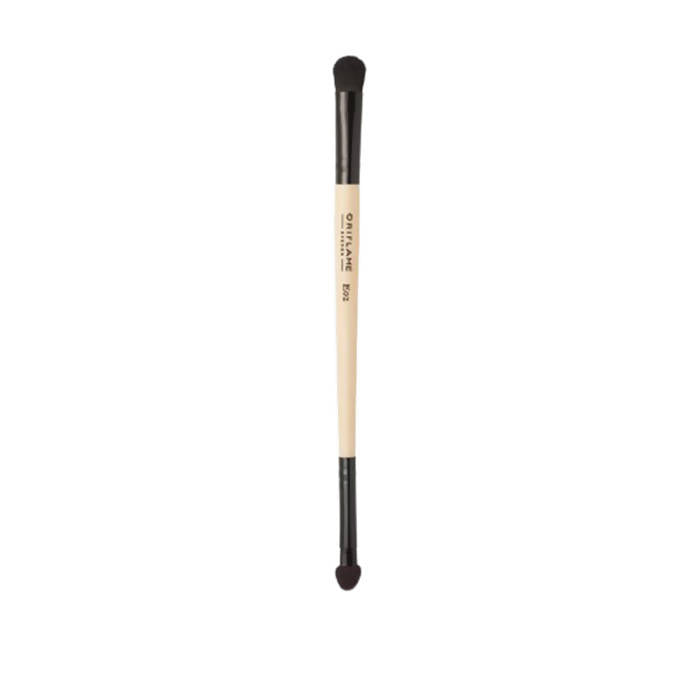 Oriflame Precision Double Ended Eyeshadow Brush - Swadesiicart