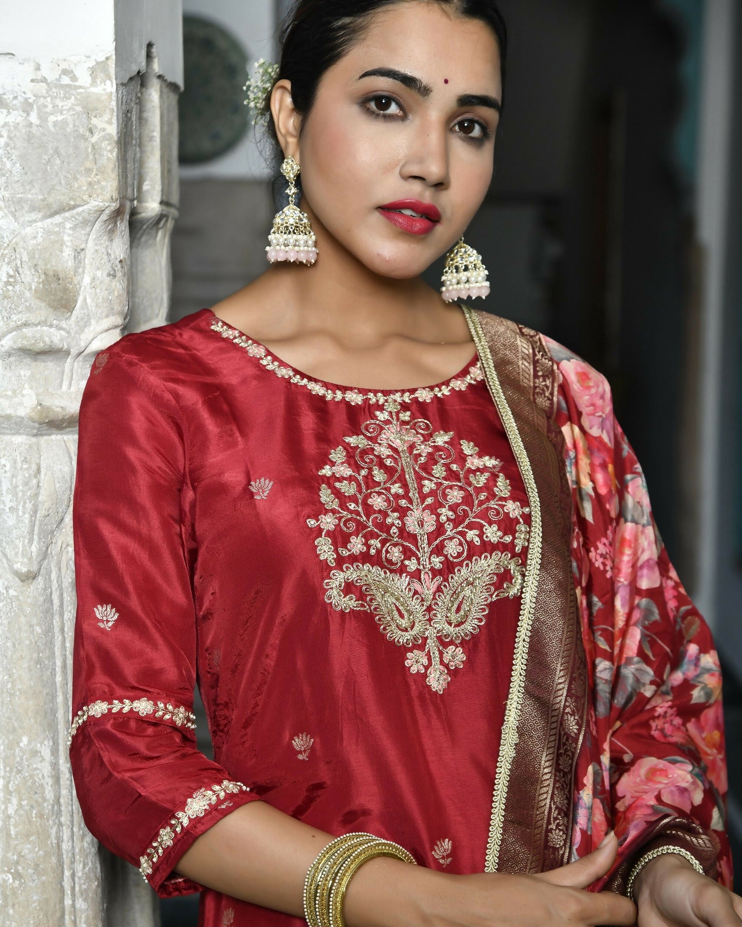 Vaasva Women's Silk Emboidered Solid Pant Set & Digital Printed Dupatta | Swadesiicart