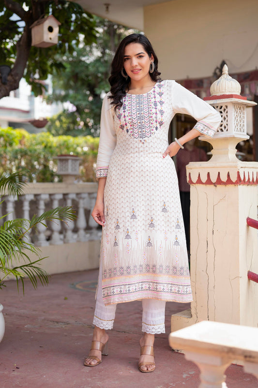 Juniper Off White Viscose Ethnic Motif Kurta With Thread Work - Swadesiicart