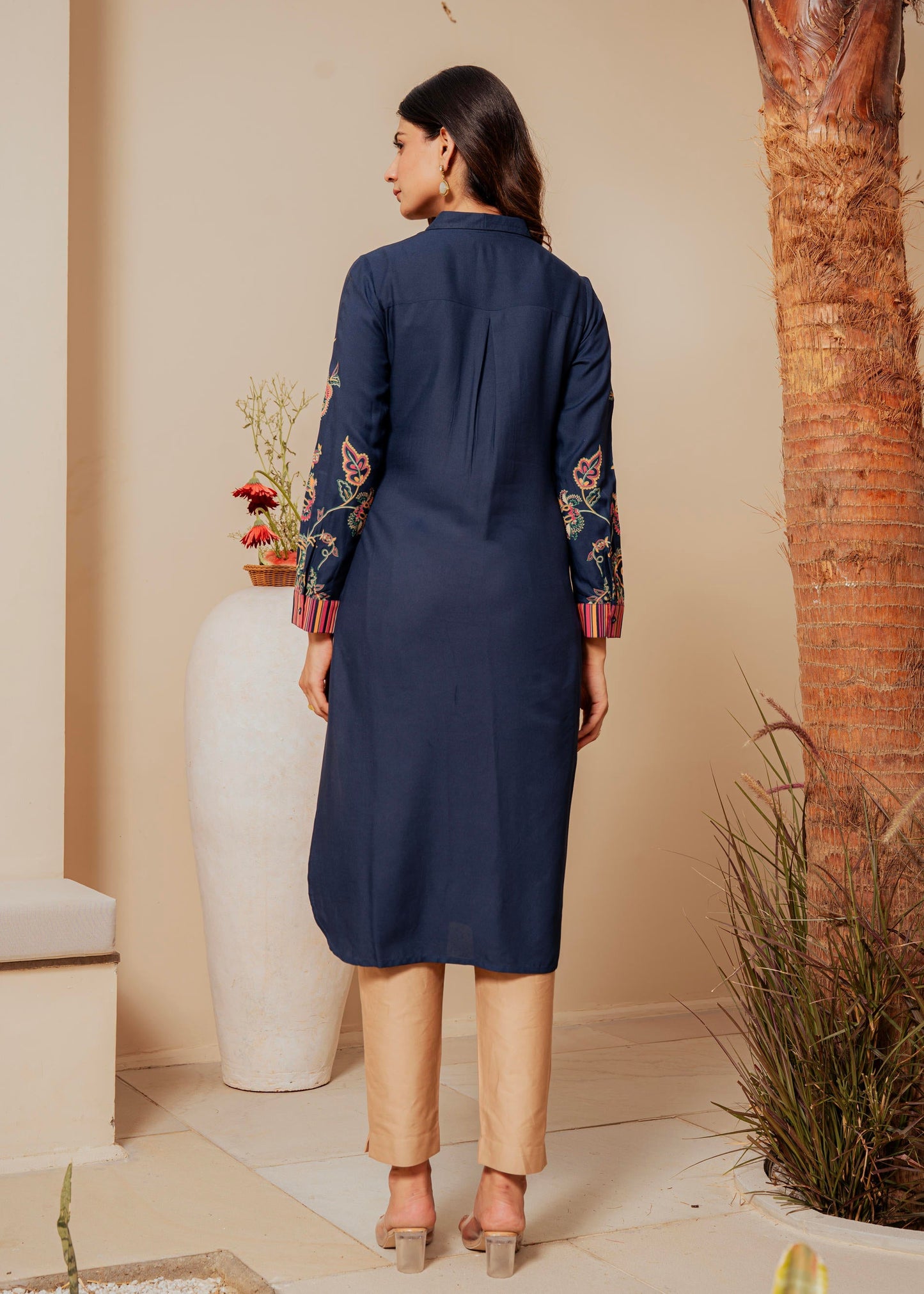 Juniper Midnight Blue Floral Printed Viscose Kurta With Button Detailing - Swadesiicart
