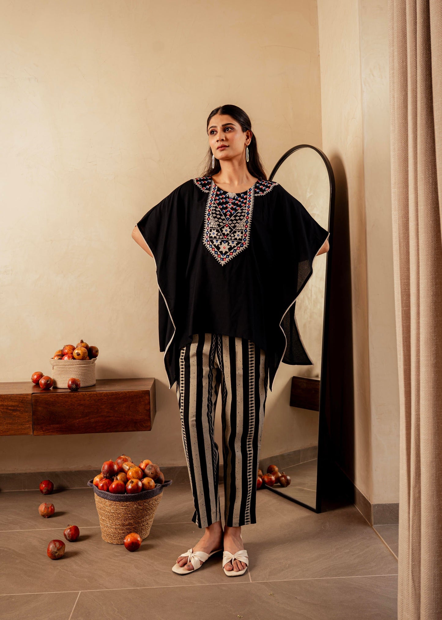 Juniper Black Solid Viscose Kaftan And Pants Co-Ord Set With Mirror And Thread Work - Swadesiicart