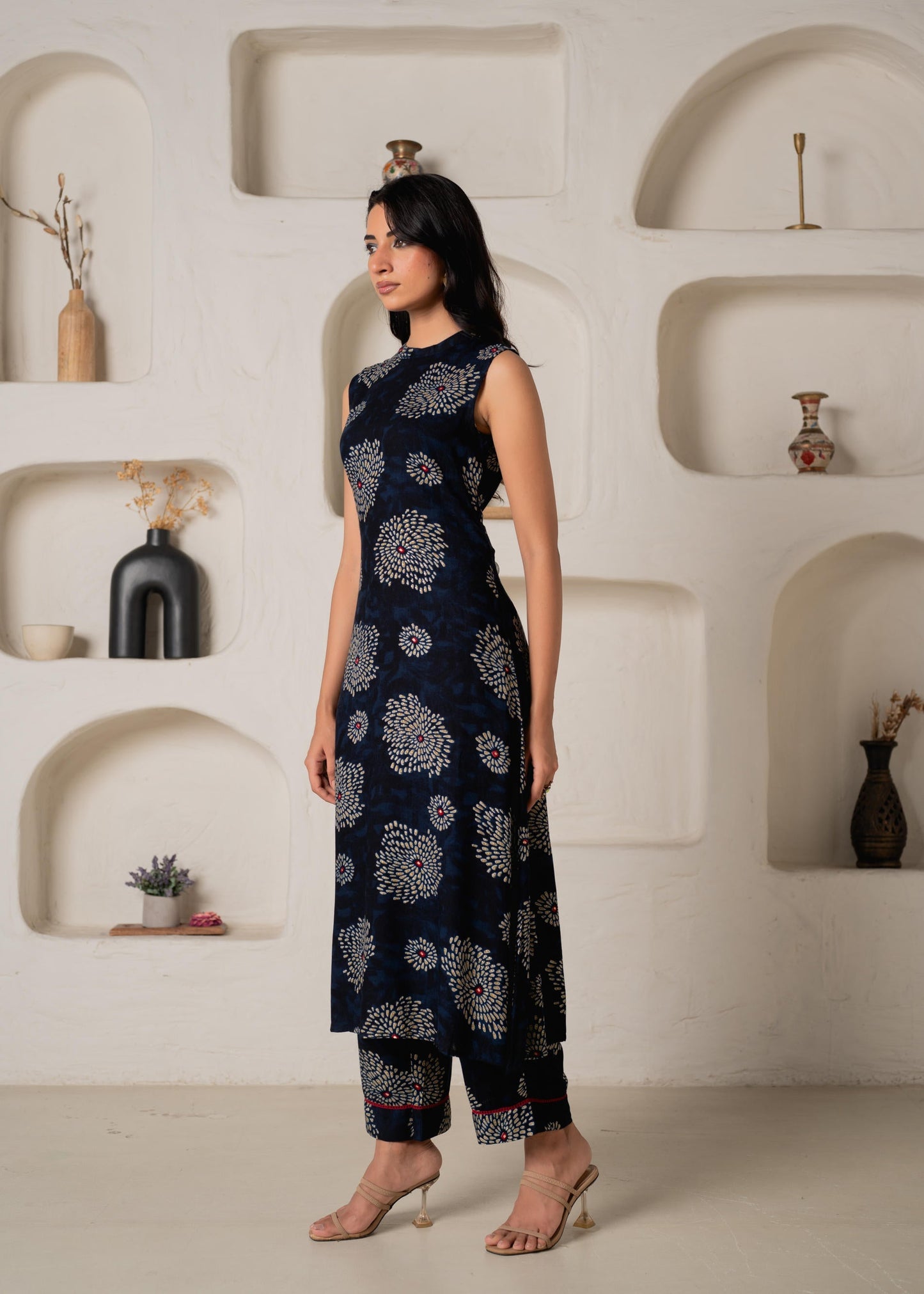 Juniper Women'S Navy Floral Printed Kurta With Pant Set - Swadesiicart