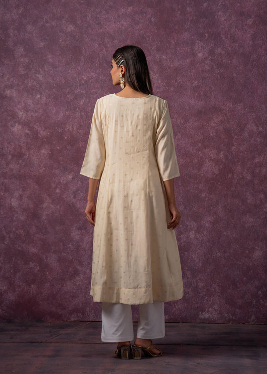 Juniper Ivory Glow Kurta Set With Subtle Zari Detailing - Swadesiicart