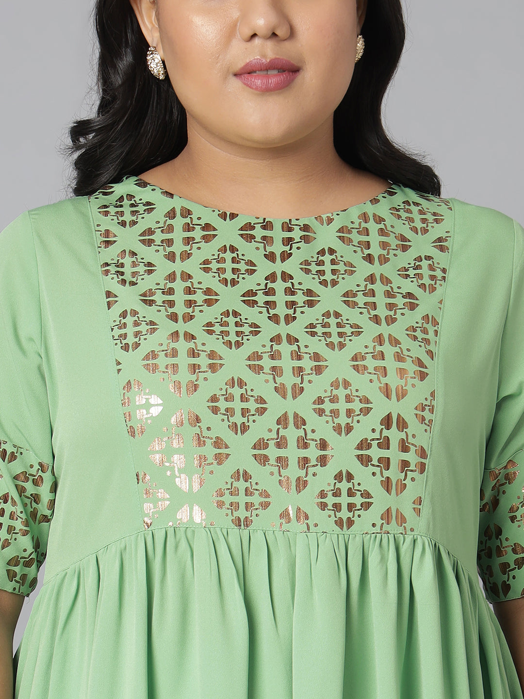 Janasya Women's Green Poly Crepe Foil Print Casual Flared Kurta | Swadesiicart