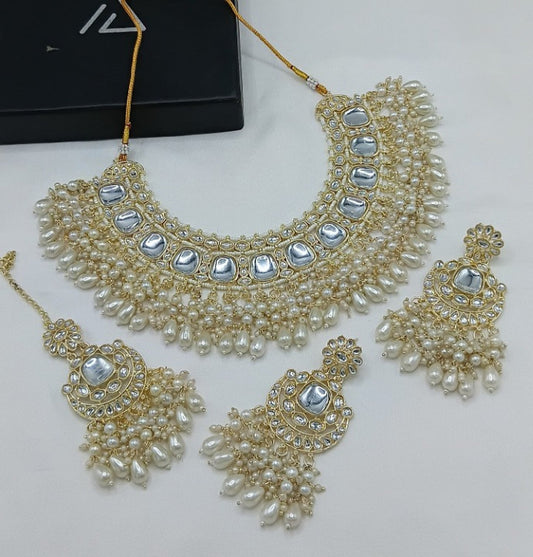 Jewel City Luxurious Kundan Choker Set with Pearl and White Bead Accents - Traditional Indian Bridal Jewelry | Swadesiicart