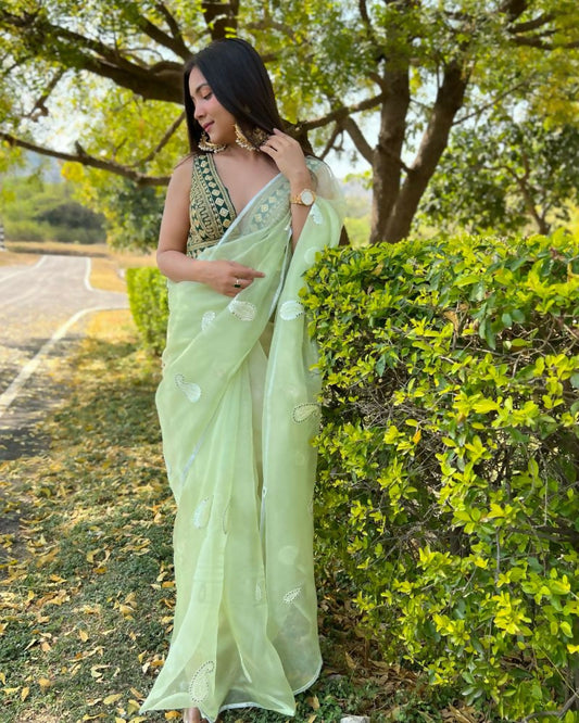 Vamsee Samriddhi Green Organza Saree - Swadesiicart