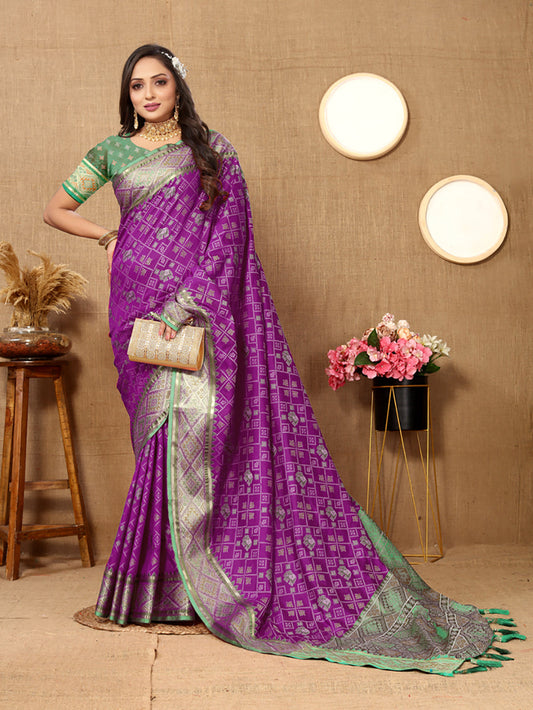 Lorenvalley Fashion Purple Patola Silk Woven Design with Zari Meenakari Weaving motifs Pallu Saree - Swadesiicart