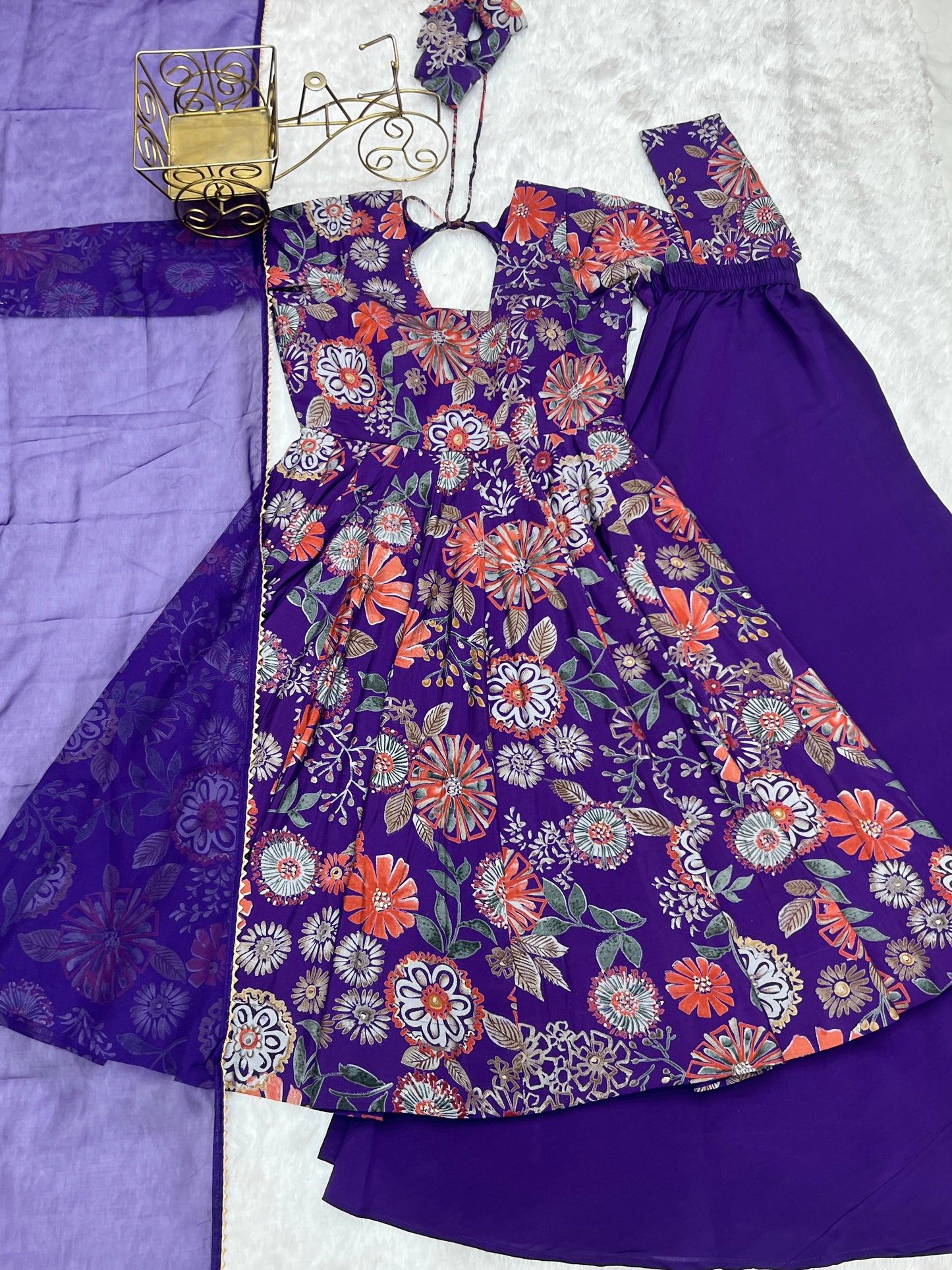 Lorenvalley Women Pure Soft Roman silk Chanderi Discharge Print Fabric Kediya Kurta Palazzo with Dupatta Set | Swadesiicart