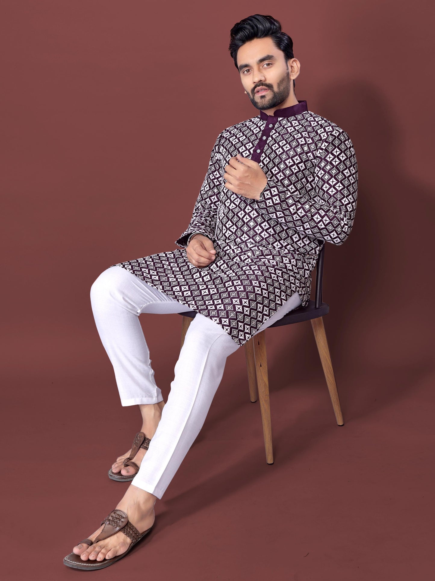 Neera Trendz Purple Soft Silk Embroidered Men's Kurta Pyjama - Swadesiicart