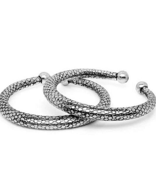Mominos Fashion Oxidised Silver-Plated Rajasthani Design Kada Anklets