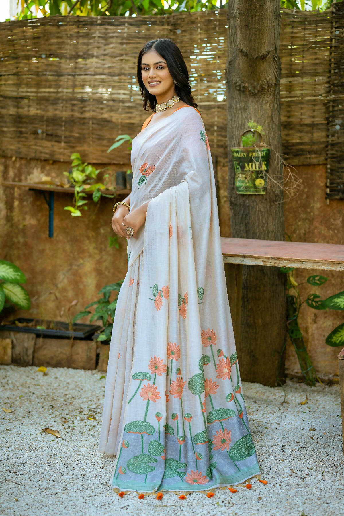 Vishnu Weaves Women's Orange Muga Cotton Woven Butti Saree with Blouse - Swadesiicart