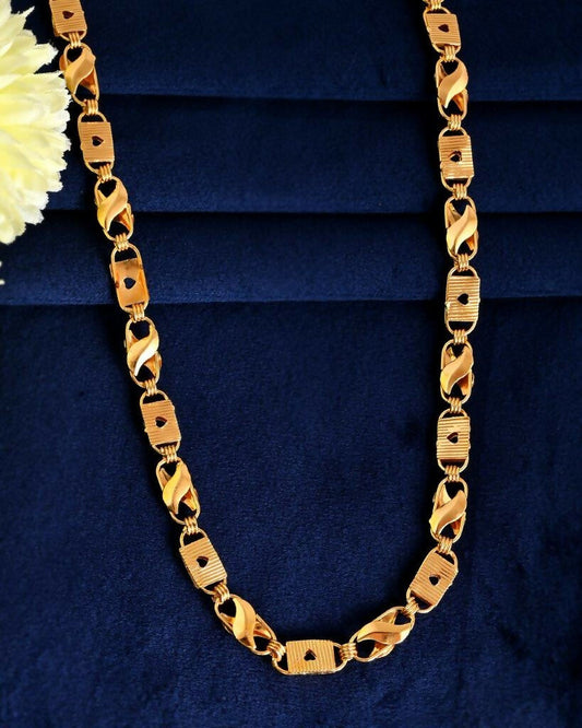 VOJ Gold-Polished Biscuit Shaped Chain With Small Heart | Swadesiicart