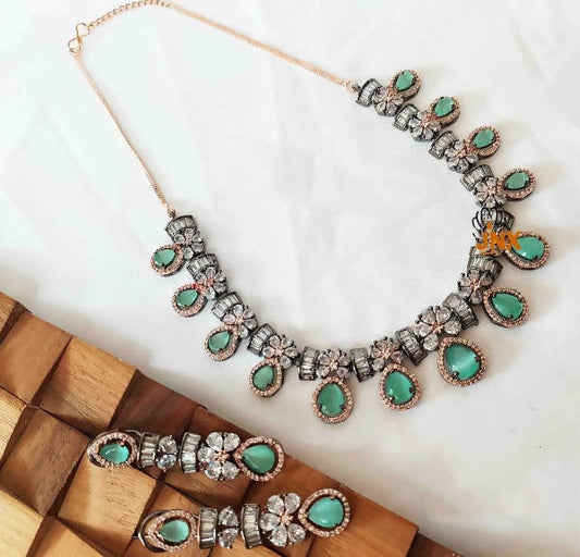Khavi Arts Designer Set with Rose Antique Polish-Green - Khavi Arts