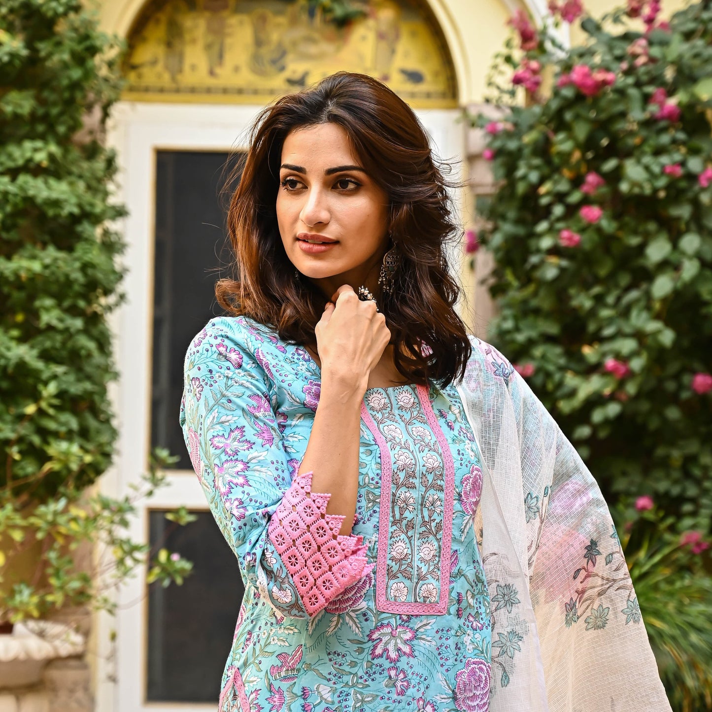 Indian Clothing Malishka Women's Sky Blue Cotton Floral Printed Kurta Pant Set With Dupatta - Skyblue - Swadesiicart