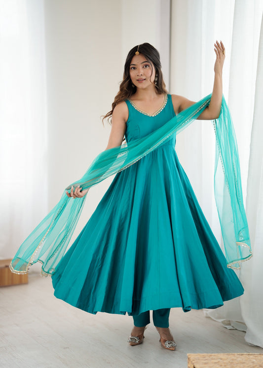 Lorenvalley Fashion Rama Pure Roman Silk Chanderi Fabric Yoke Fancy Lace Work Anarkali Kurta Pant With Dupatta Set