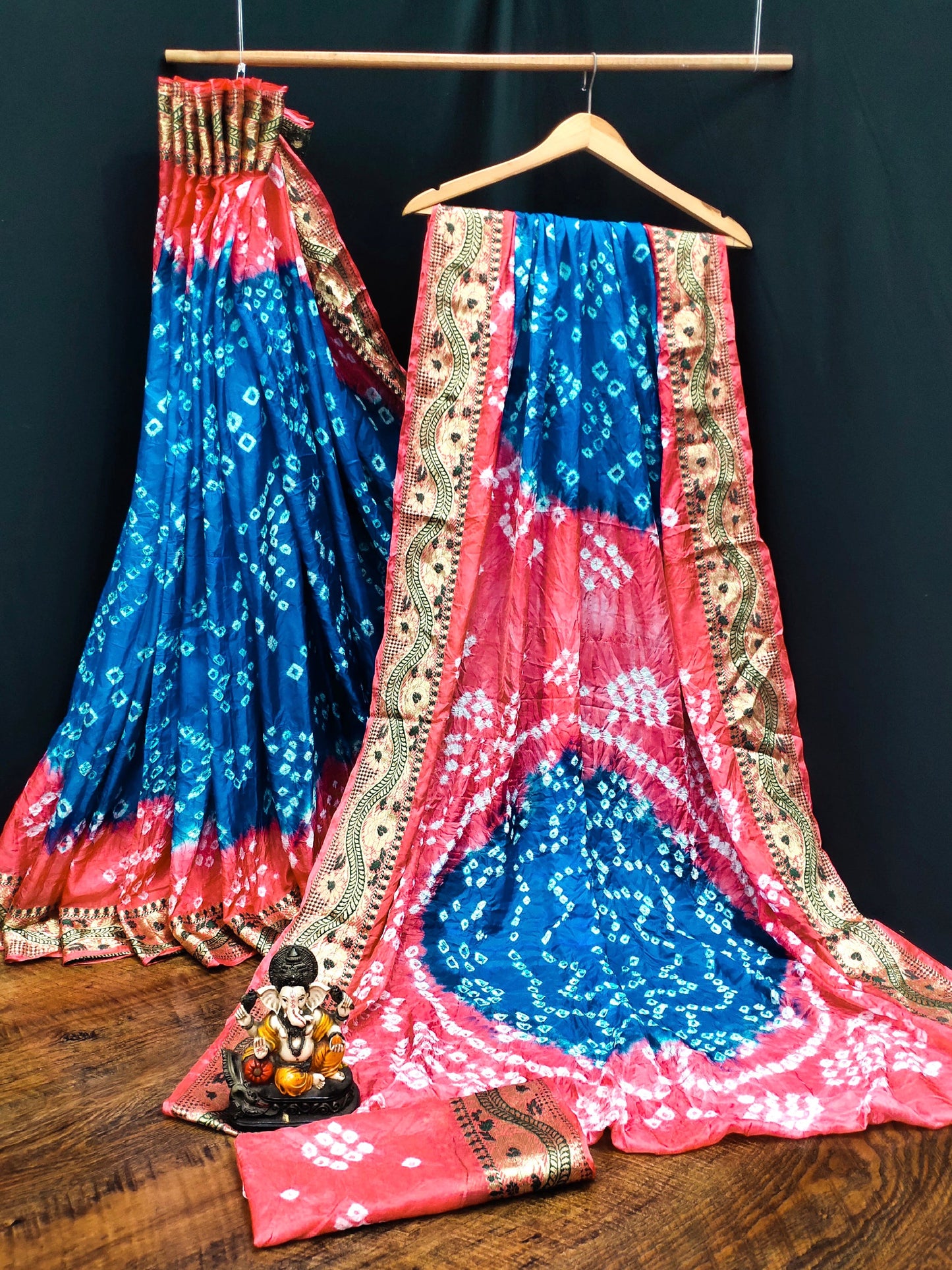 Lorenvalley Premium Pure Bandhej Tapeta Soft light weight silk saree with zari weaving Border - Multicolor - Swadesiicart