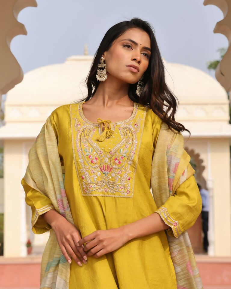 Jyoti Fashion Women's Yellow Cotton Silk Hand Work with Floral Printed Kurta Set | Swadesiicart