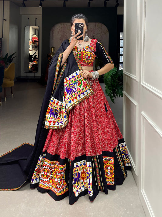 Lorenvalley Red Pure Cotton Lehenga Choli Embellishes With Gamthi Work And Mirror Work Touch Up To Make Everyone Feel The Stories Of Navratri Traditions | Swadesiicart