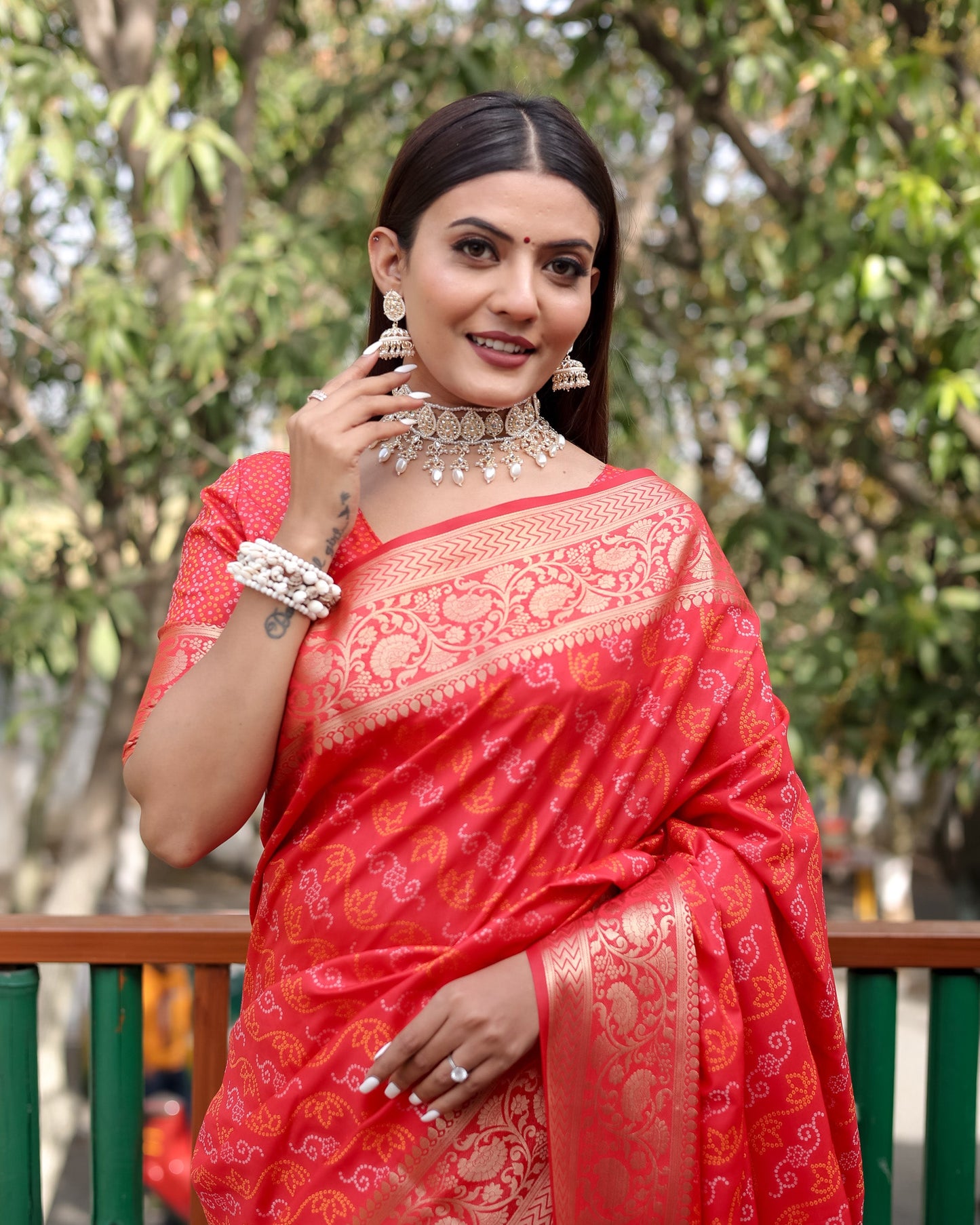 Lorenvalley Premium Bandhej Patola Silk Sarees with kanchi Borders and Contrast Zari Weaving borders Saree - Red - Swadesiicart