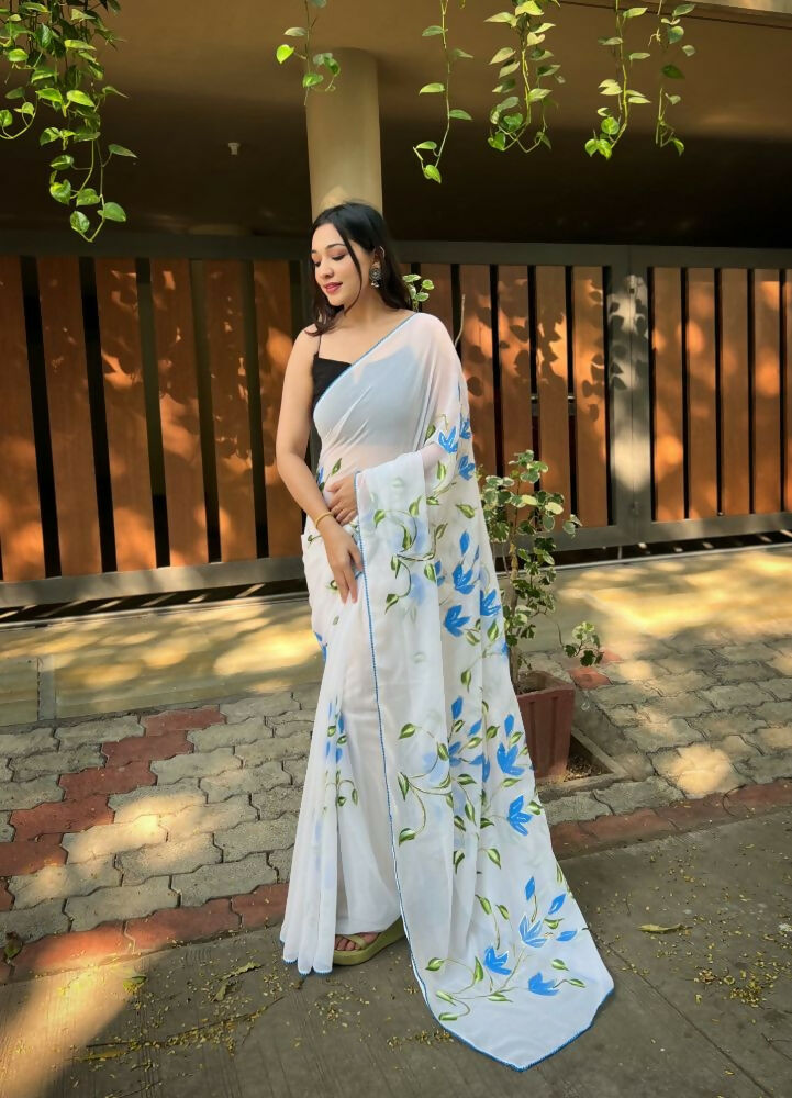 Vamsee Aditi White Georgette Saree - Swadesiicart