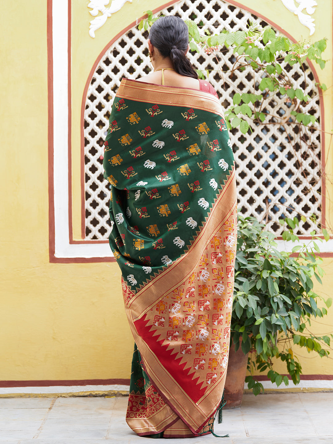 Janasya Green Cotton Silk Woven Ethnic Motifs Patola Swadesiicart