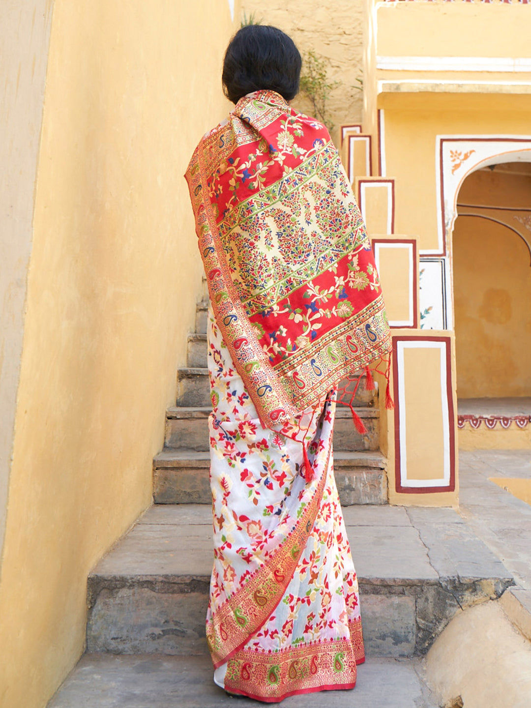 Janasya White Chanderi Silk Pashmina Woven Design Saree | Swadesiicart