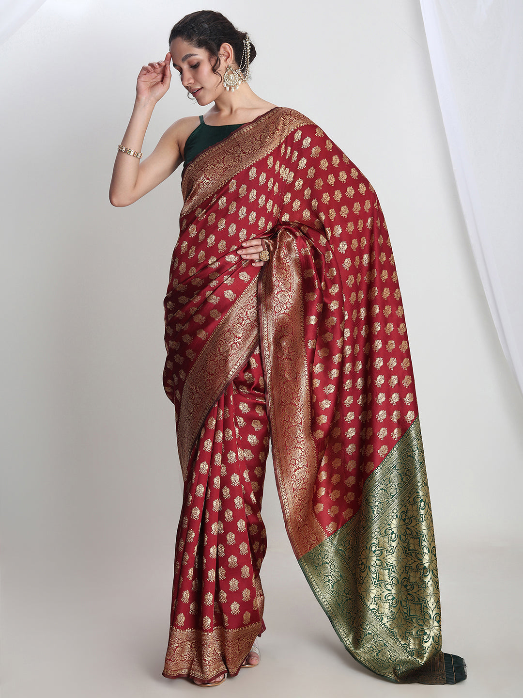 Janasya Maroon Silk Blend Ethnic Motifs Jacquard Saree | Swadesiicart