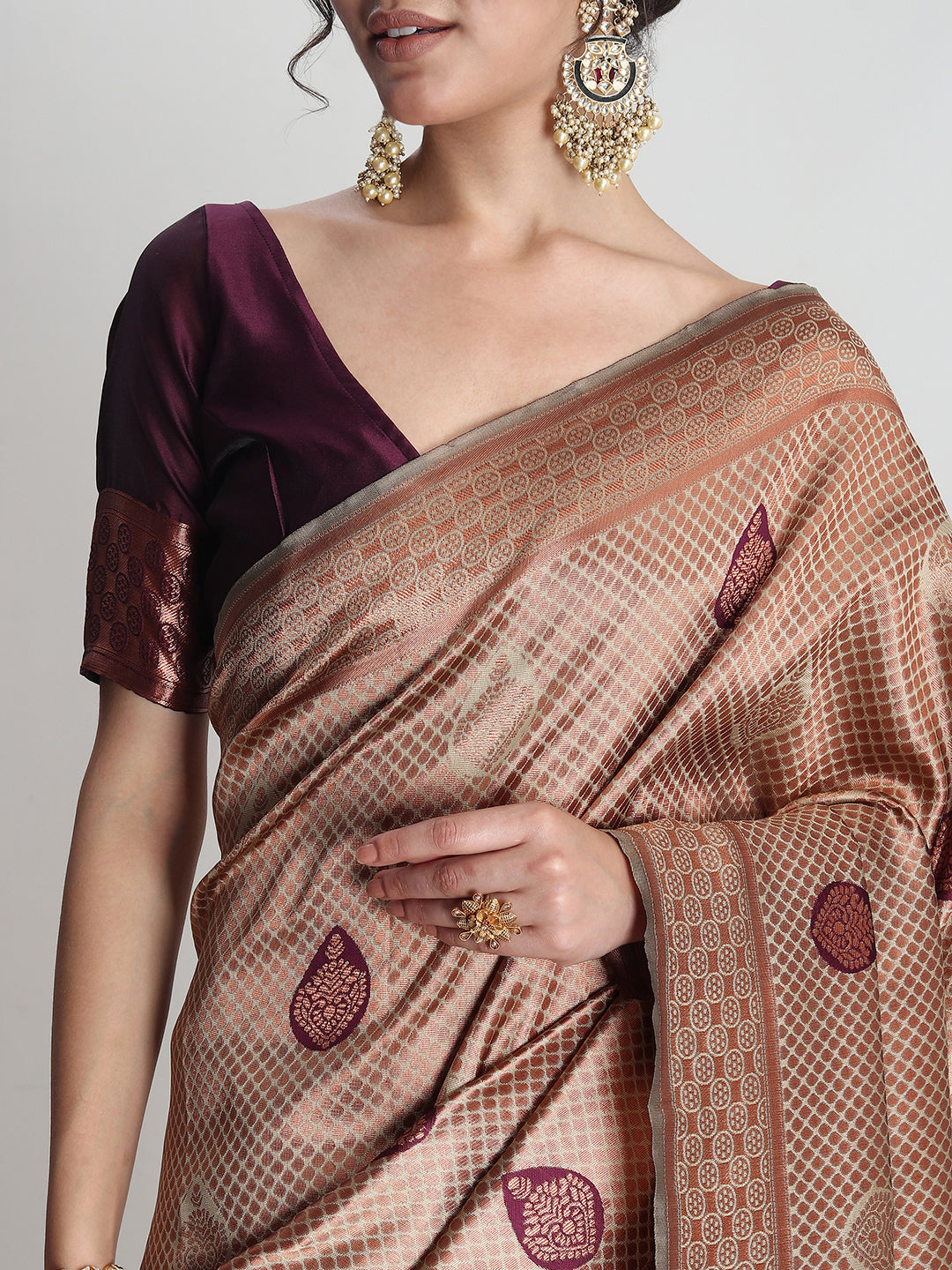 Janasya Beige Silk Blend Ethnic Printed Jacquard Saree | Swadesiicart
