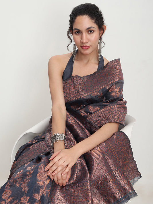 Janasya Grey Silk Blend Floral Jacquard Saree | Swadesiicart