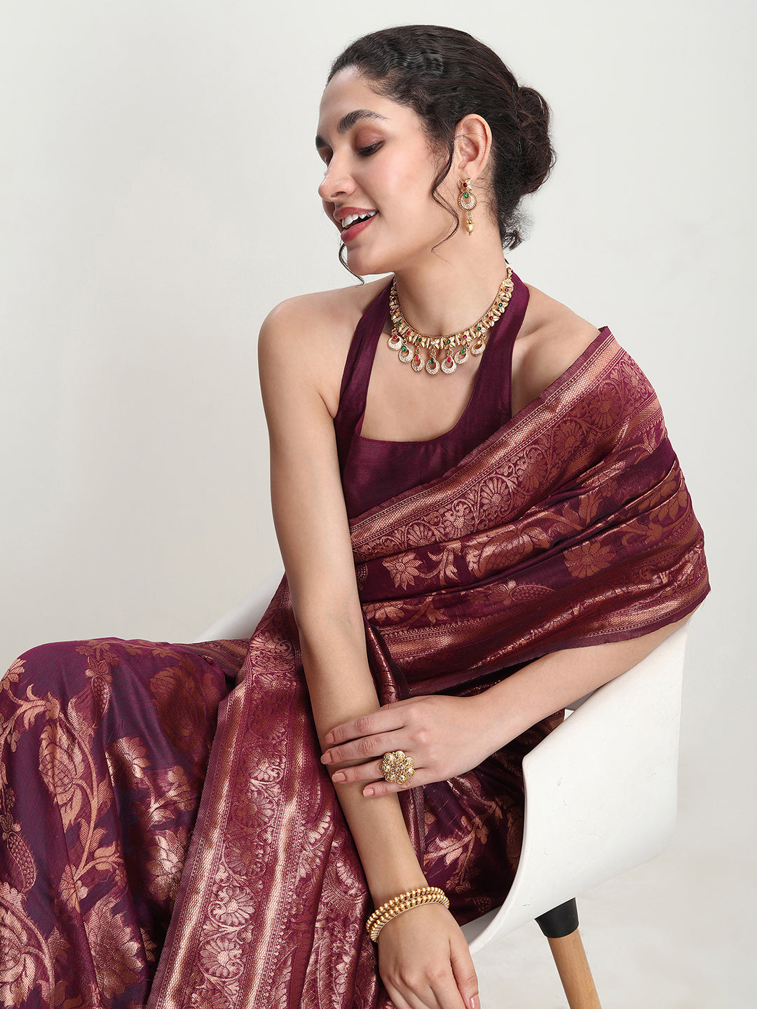 Janasya Purple Silk Blend Floral Jacquard Saree | Swadesiicart