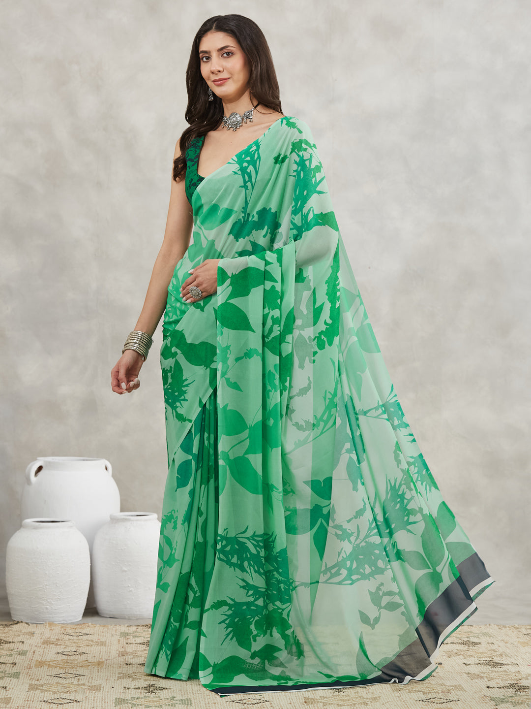 Janasya Green Georgette Abstract Printed Saree | Swadesiicart