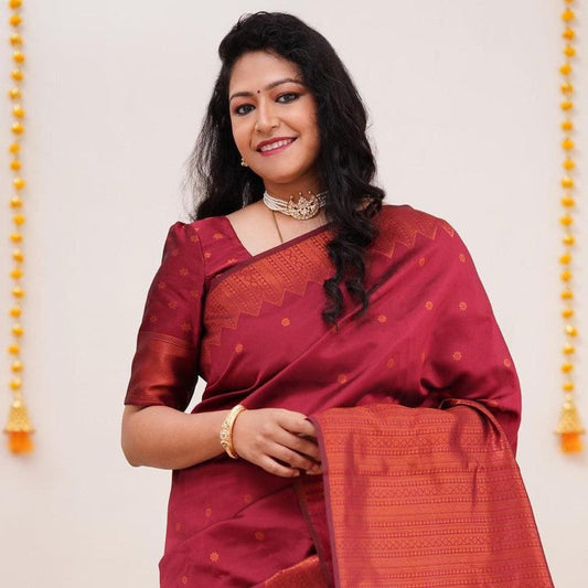 NOZ2TOZ Women Banarasi Silk Woven Saree With Blouse Piece - Maroon | Swadesiicart