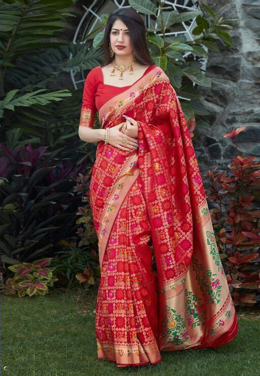 NOZ2TOZ Women Banarasi Silk Woven Saree With Blouse Piece - Maroon | Swadesiicart